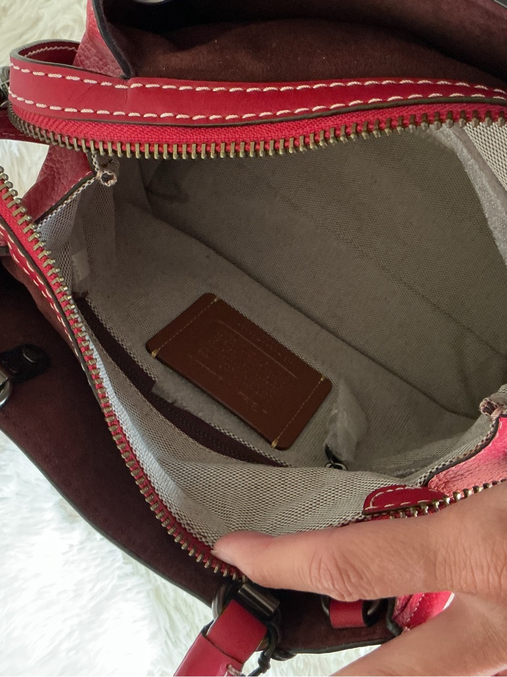 Coach Disney X Red Leather Minnie Mouse with Patches Rogue 25 with Wallet - Picture 8 of 11